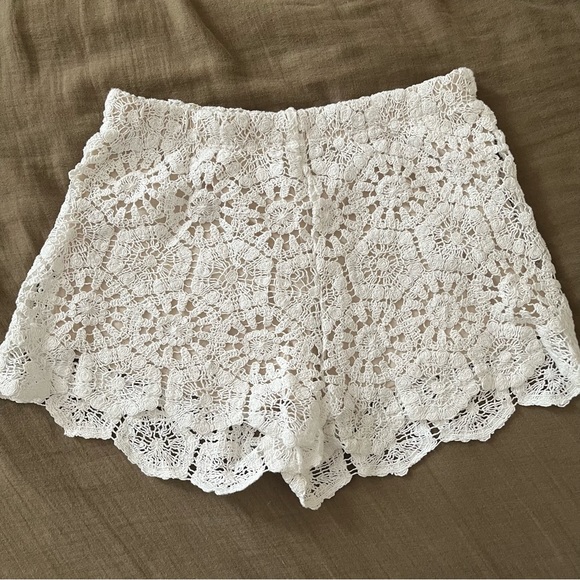 Zara Crochet Shorts - Size Small - Picture 2 of 7